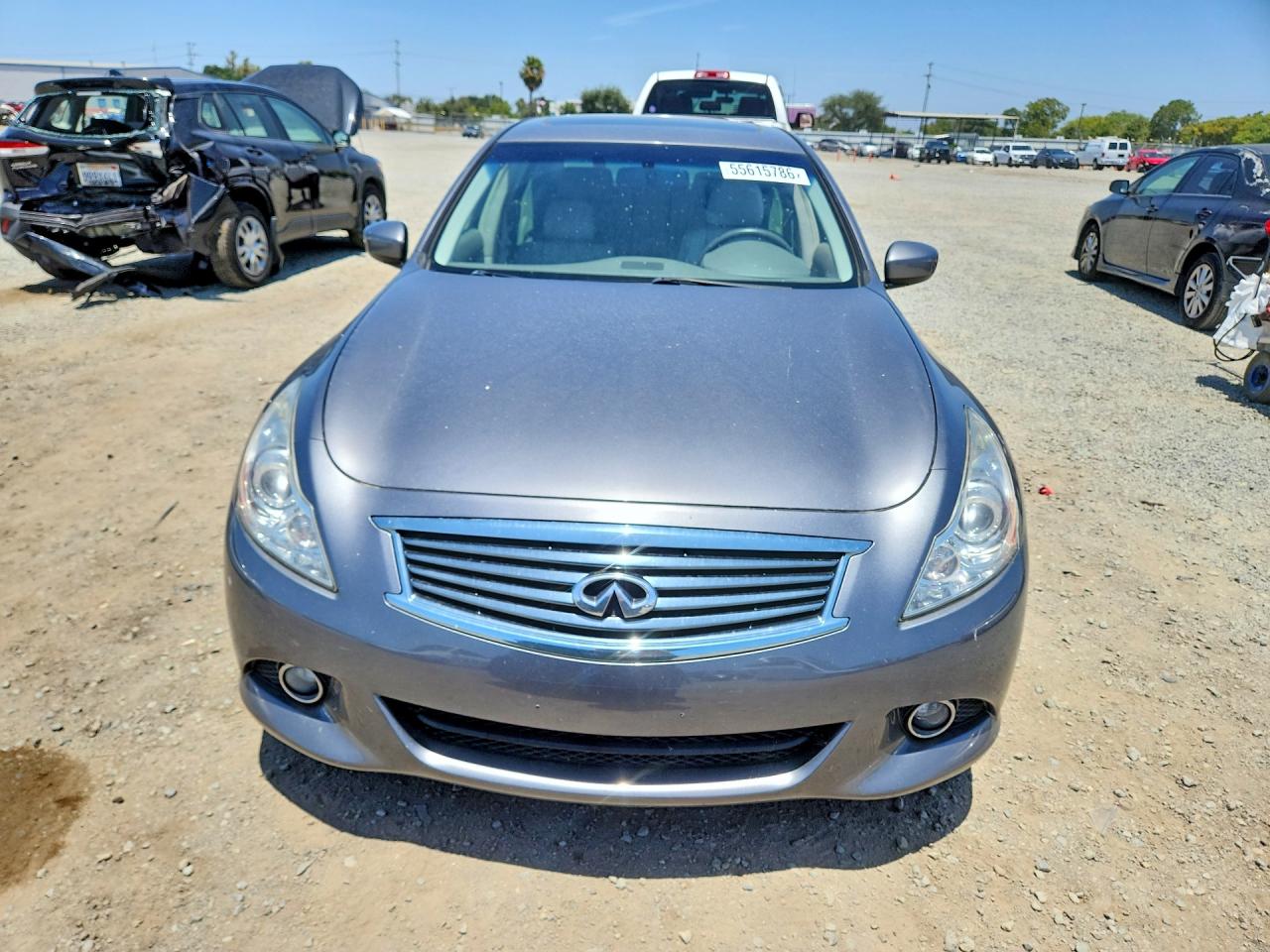 INFINITI G37 Journey