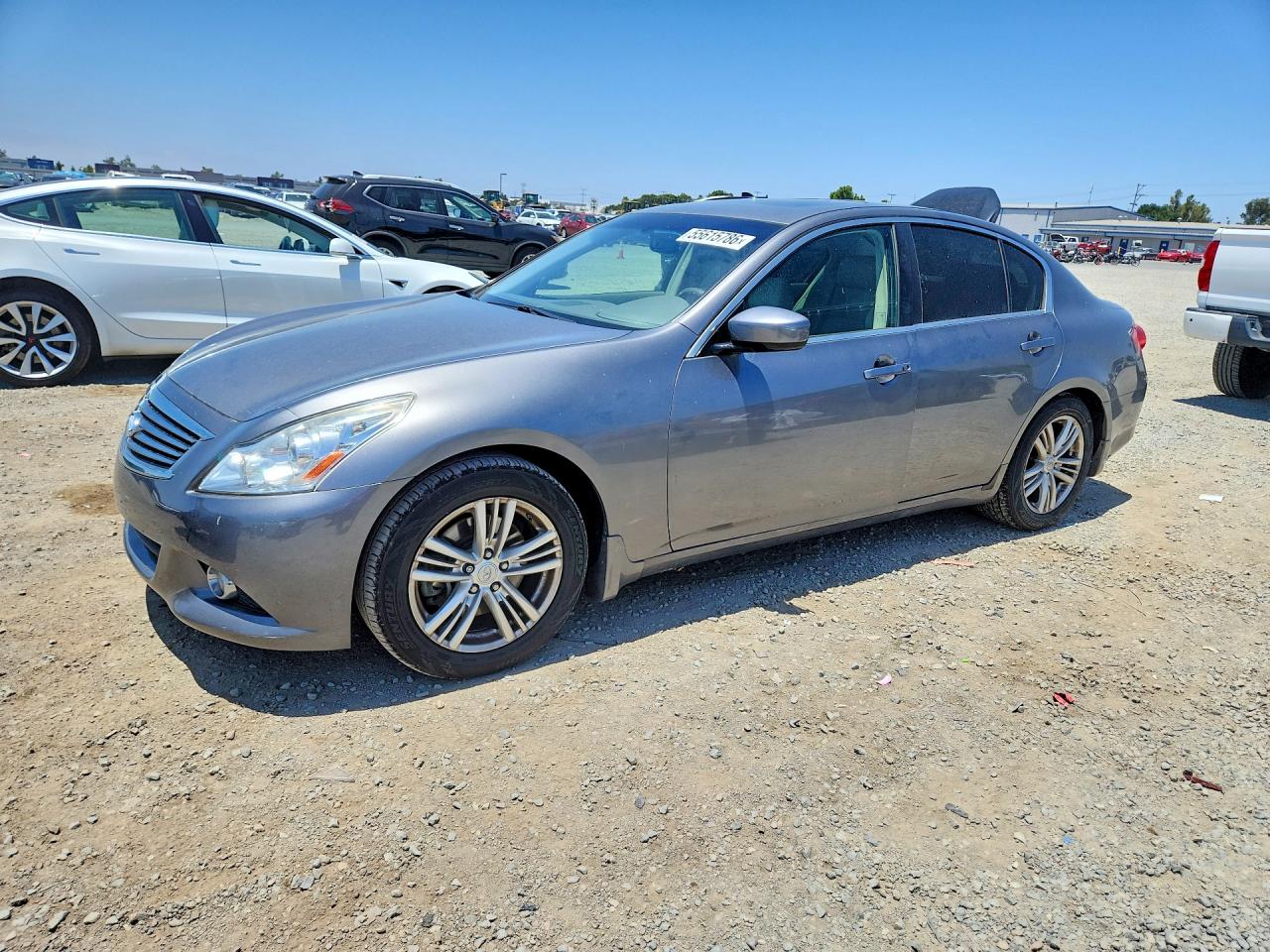 Salvage INFINITI G37 Image