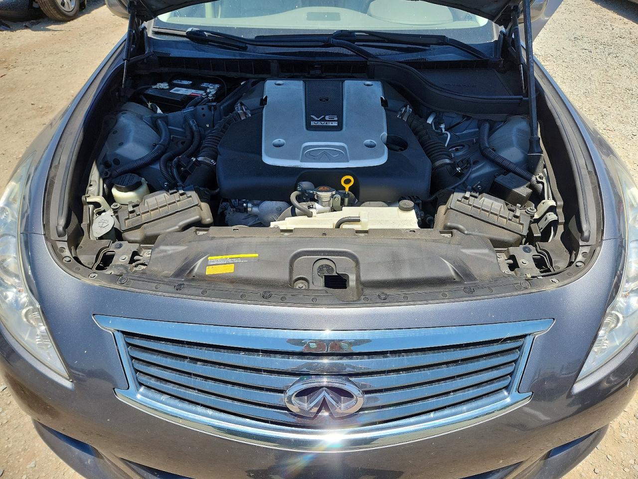 INFINITI G37 Journey