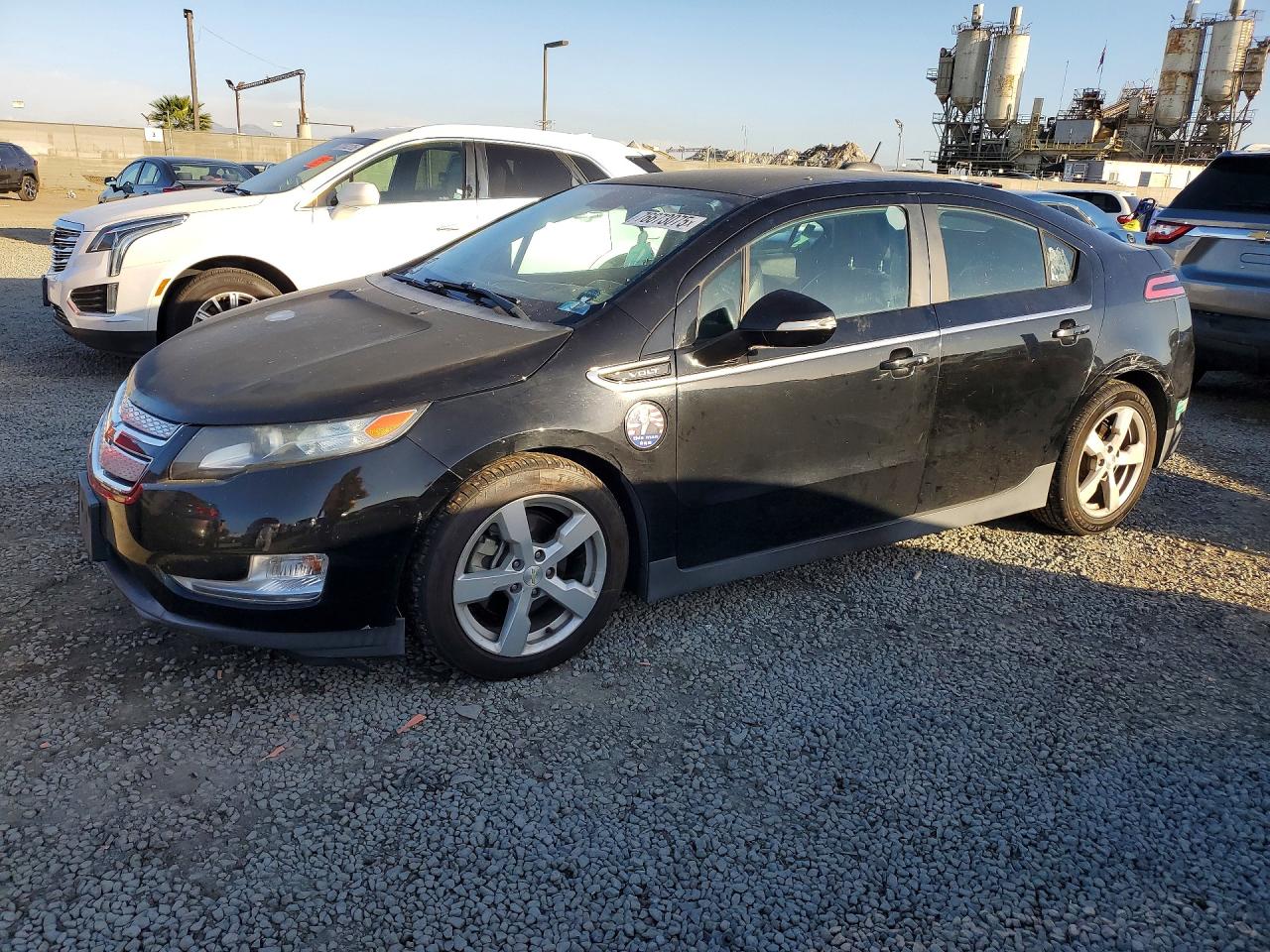 Salvage Chevrolet Volt Image