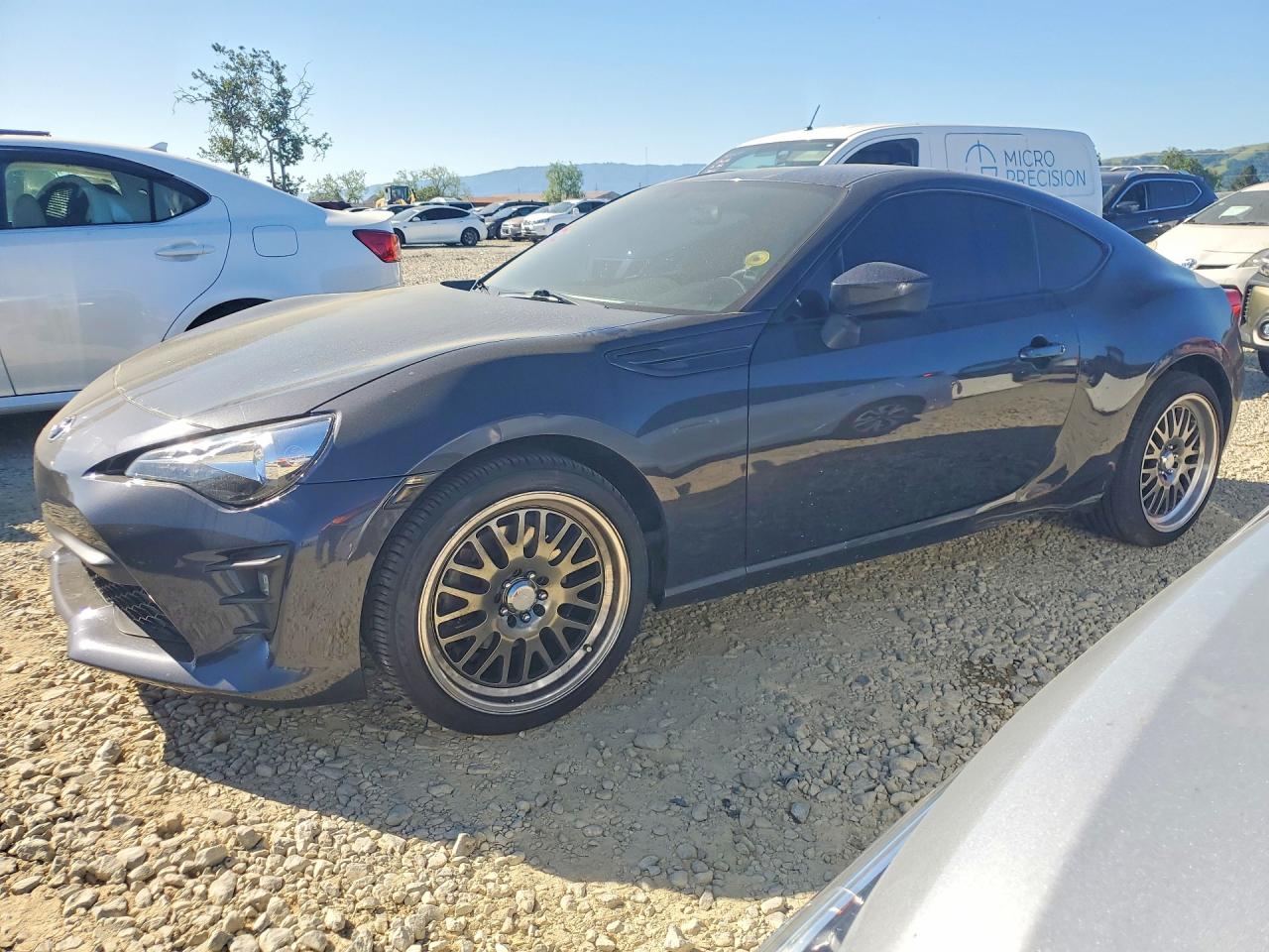 Salvage Toyota 86 Image