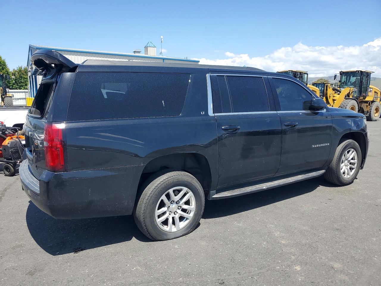 Chevrolet Suburban C1500 Lt