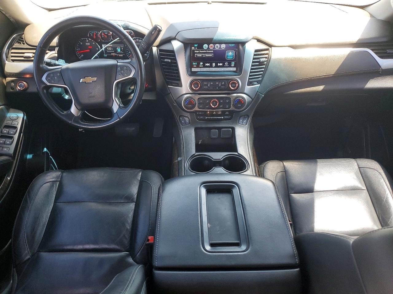 Chevrolet Suburban C1500 Lt