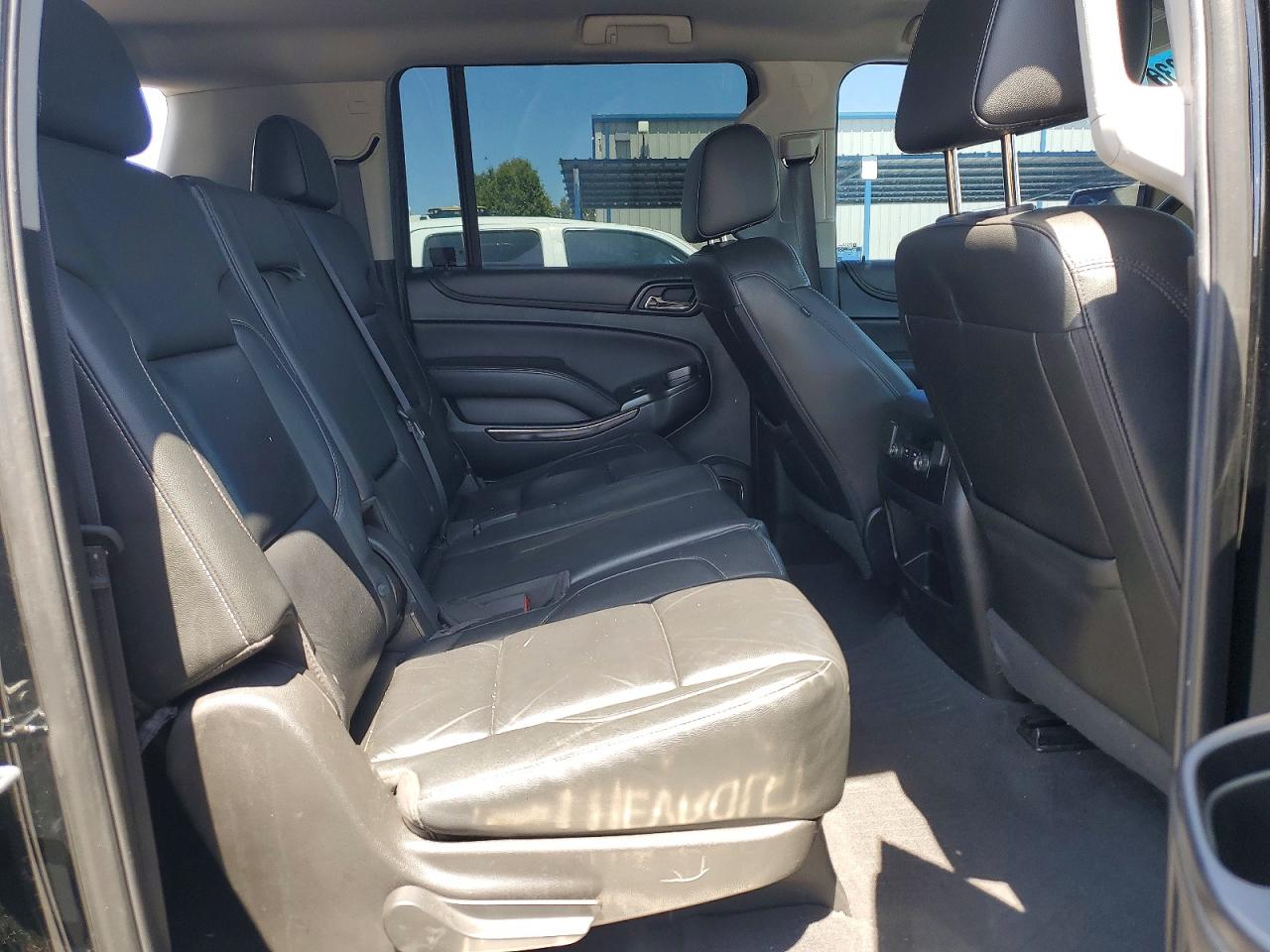 Chevrolet Suburban C1500 Lt