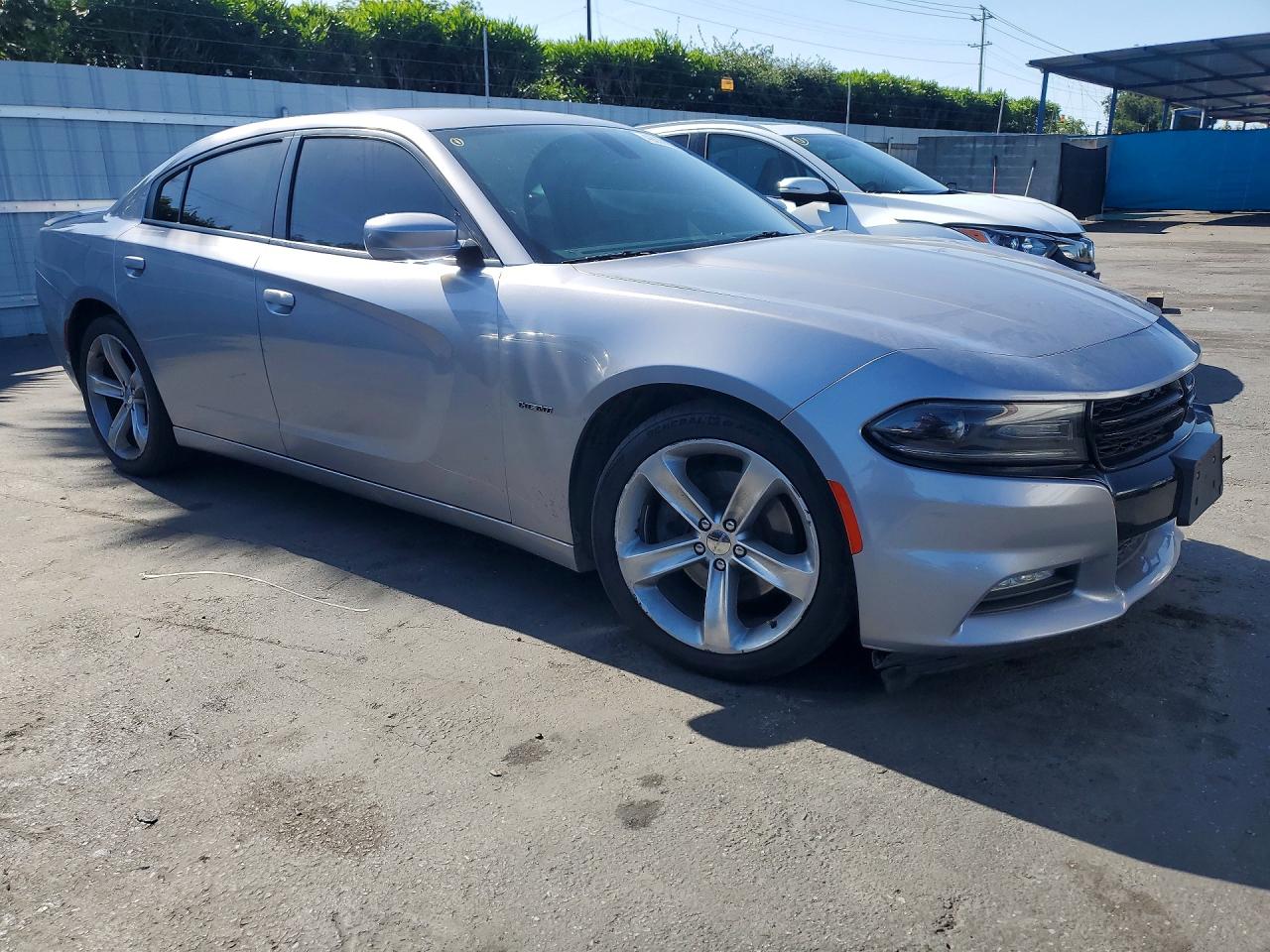 Dodge Charger R