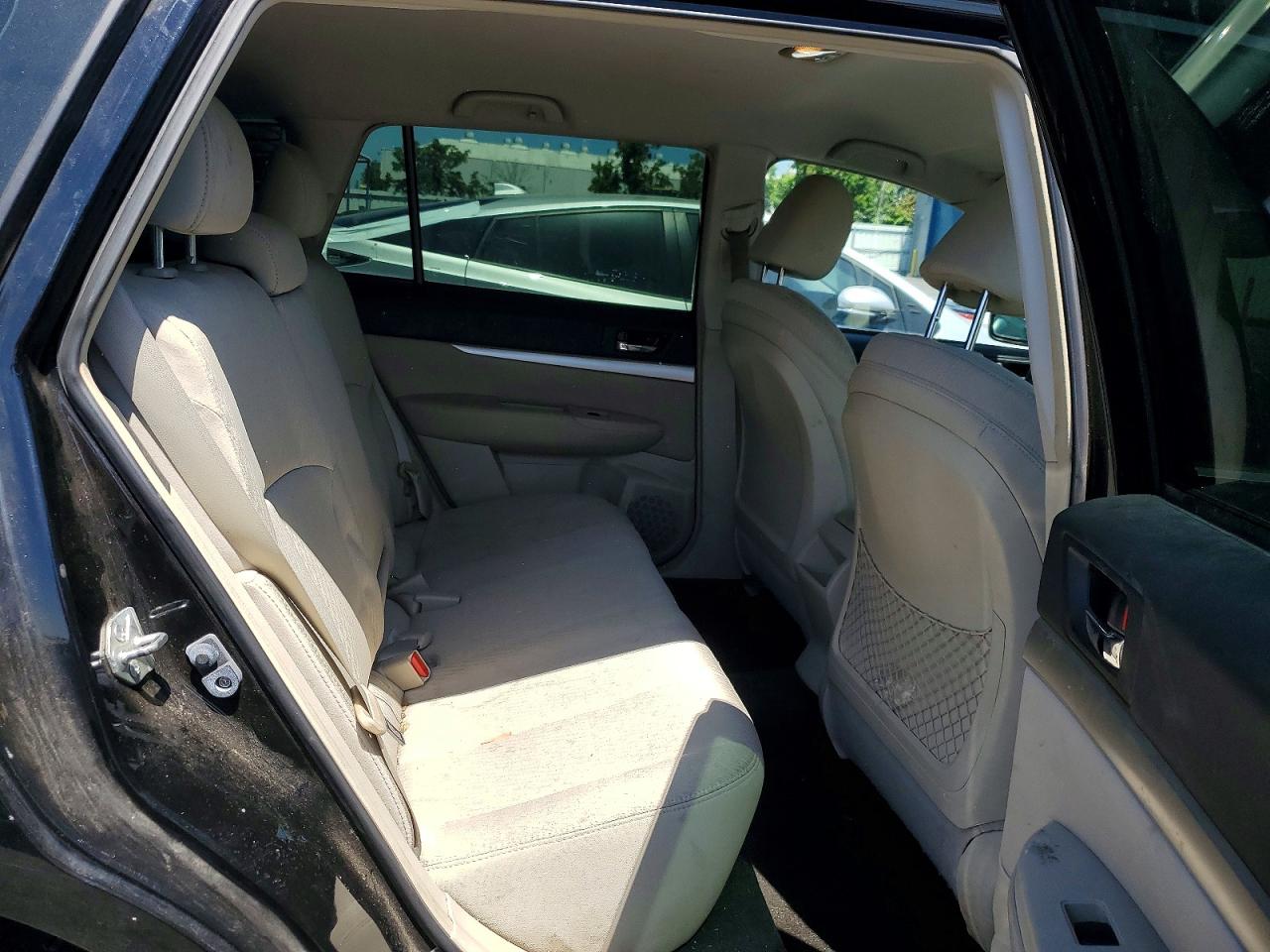 Subaru Outback 2.5i