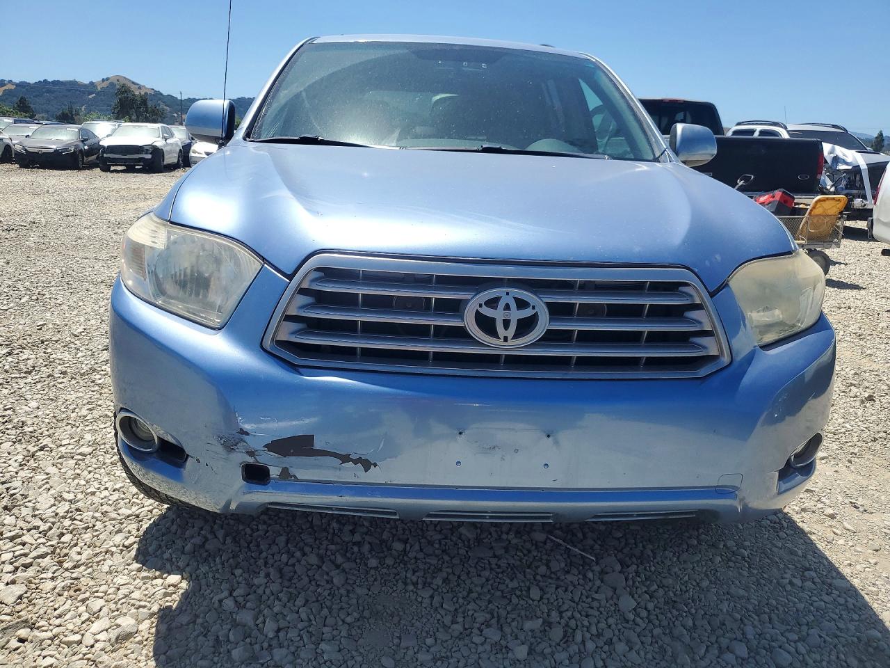 Toyota Highlander Base