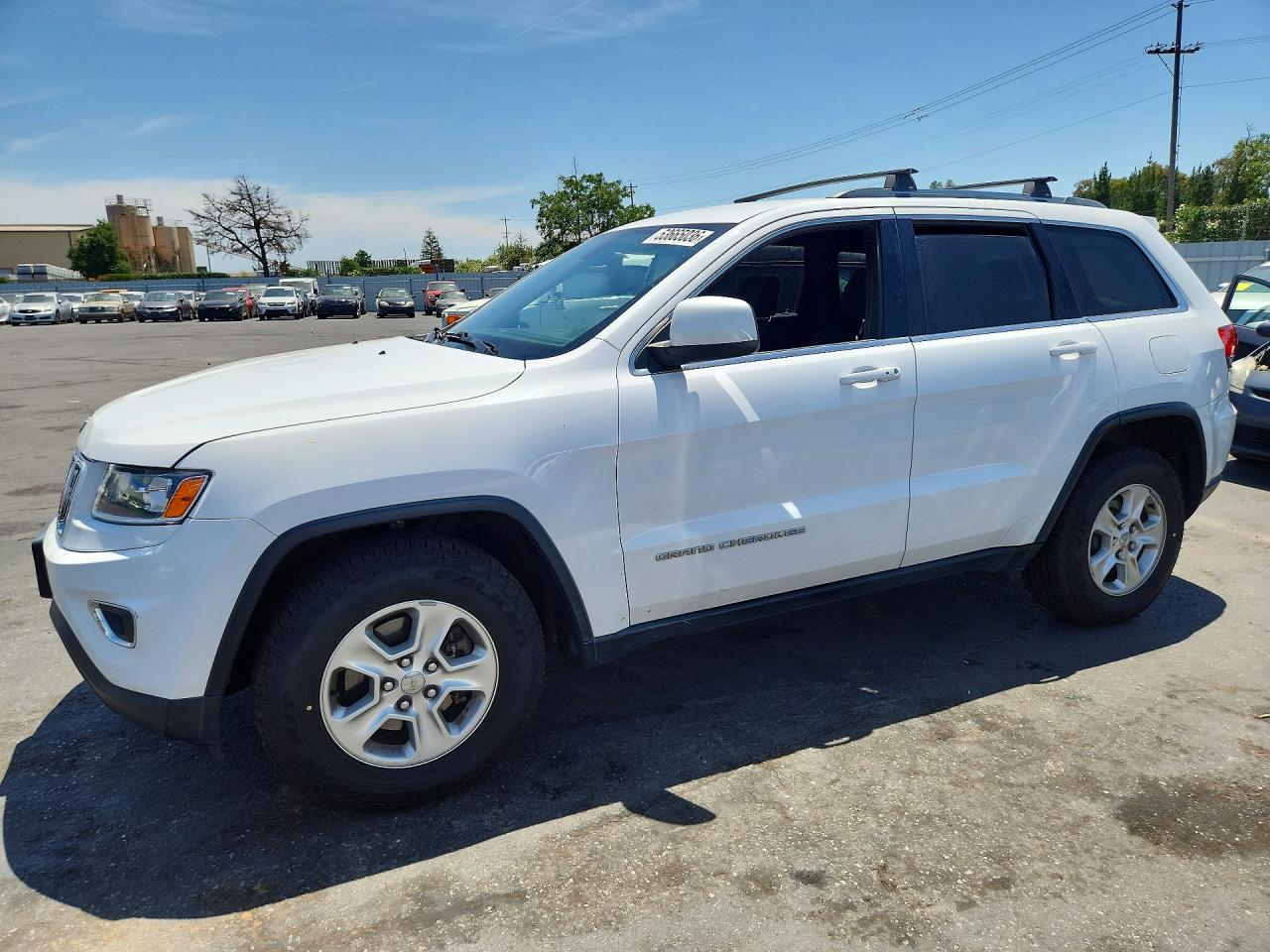 Salvage Jeep Cherokee Image