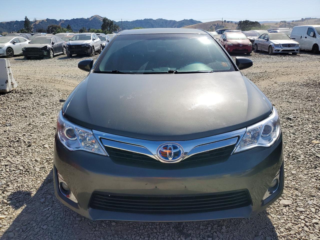 Toyota Camry Xle