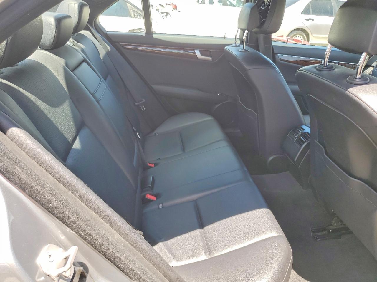 Mercedes-Benz C-Class 250