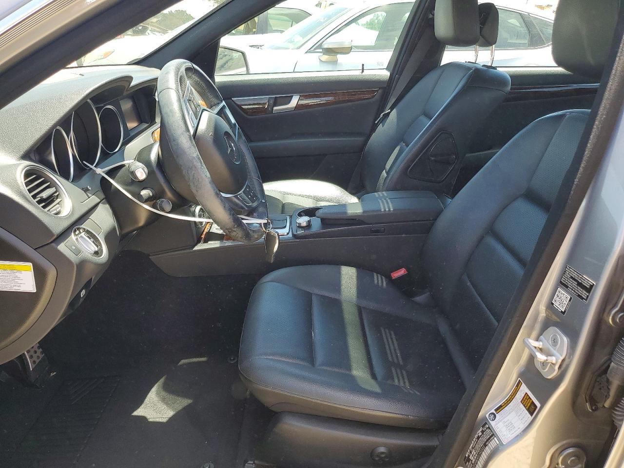 Mercedes-Benz C-Class 250