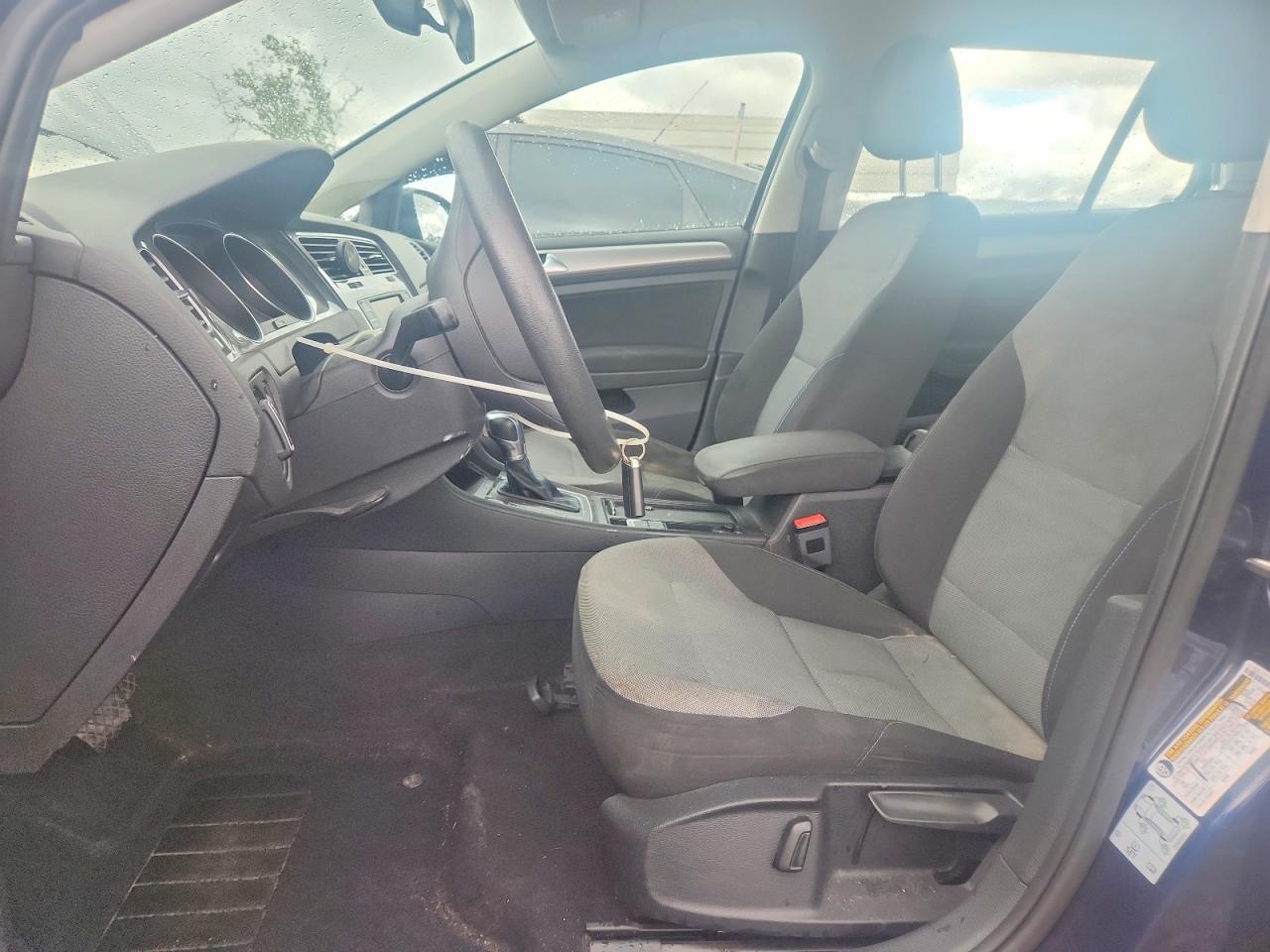 Volkswagen Golf Se