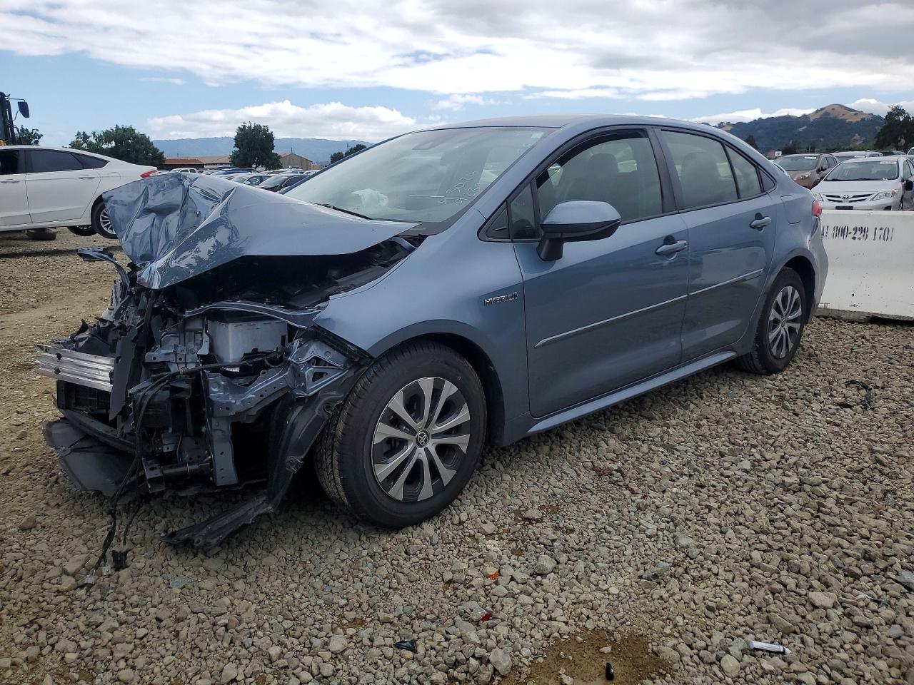 Salvage Toyota Corolla Image
