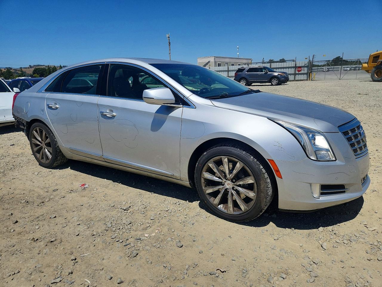 Cadillac XTS Luxury Collection