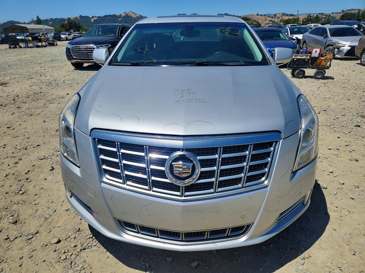 Cadillac XTS Luxury Collection