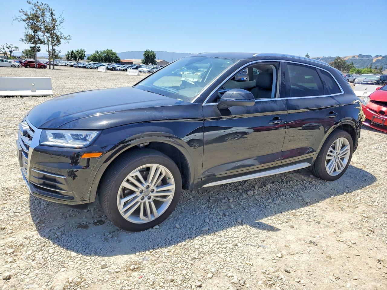Salvage Audi Q5 Image