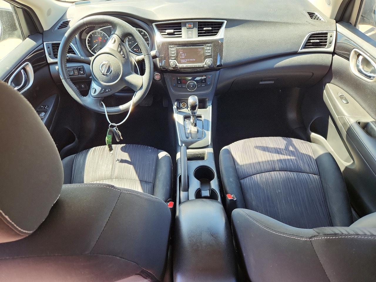 Nissan Sentra Sv