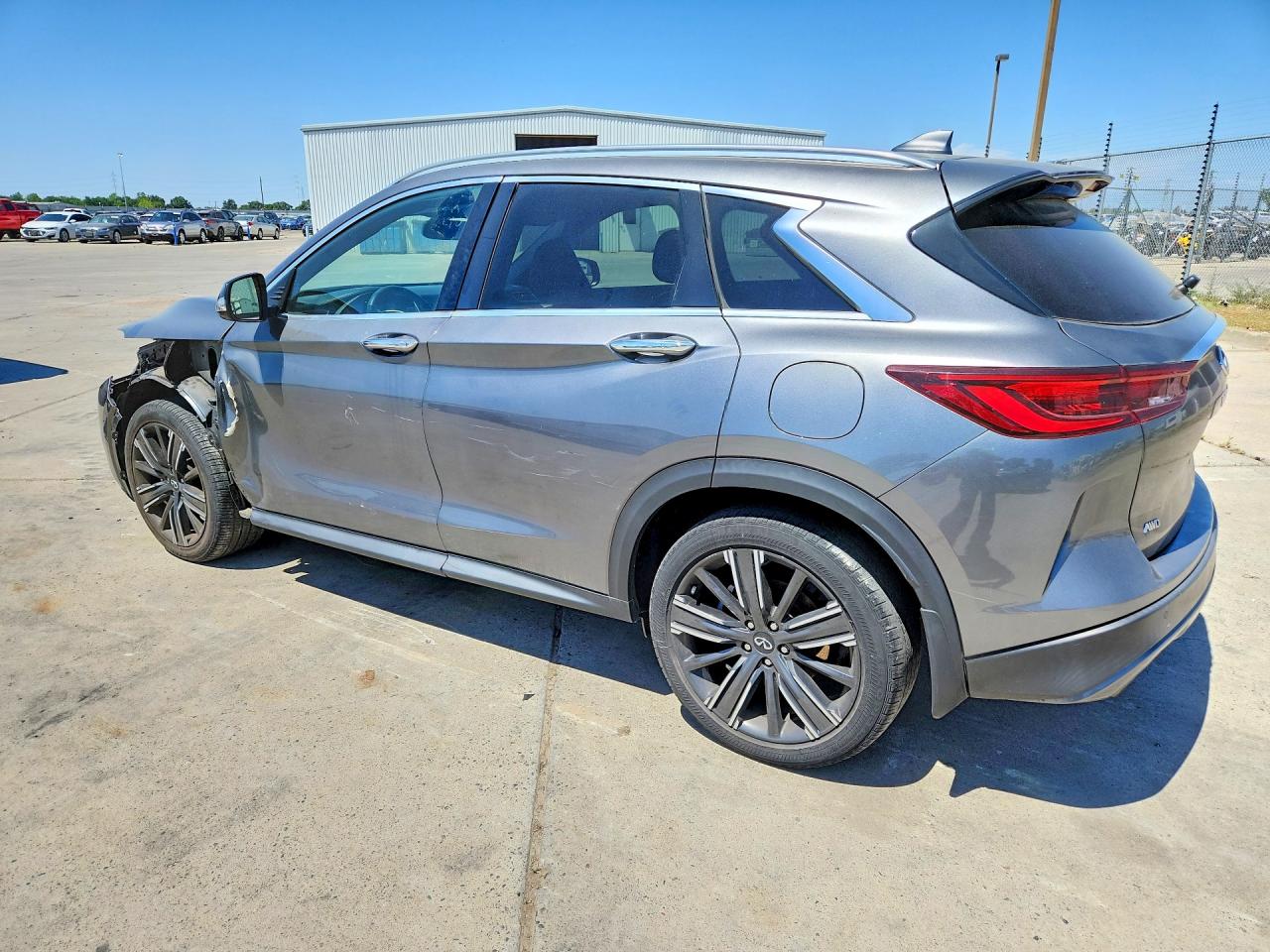 INFINITI Qx Luxe