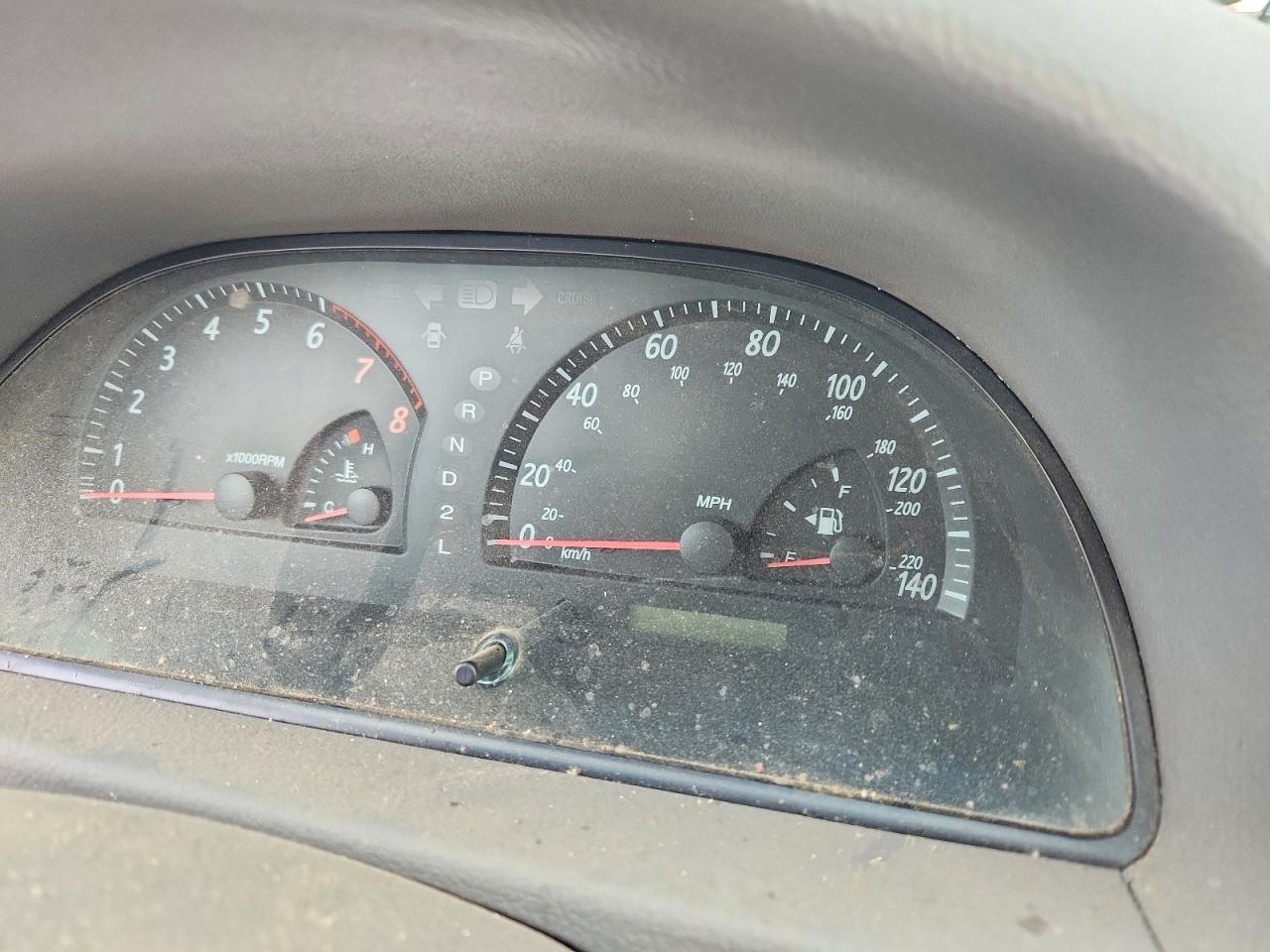 Toyota Camry Le V6