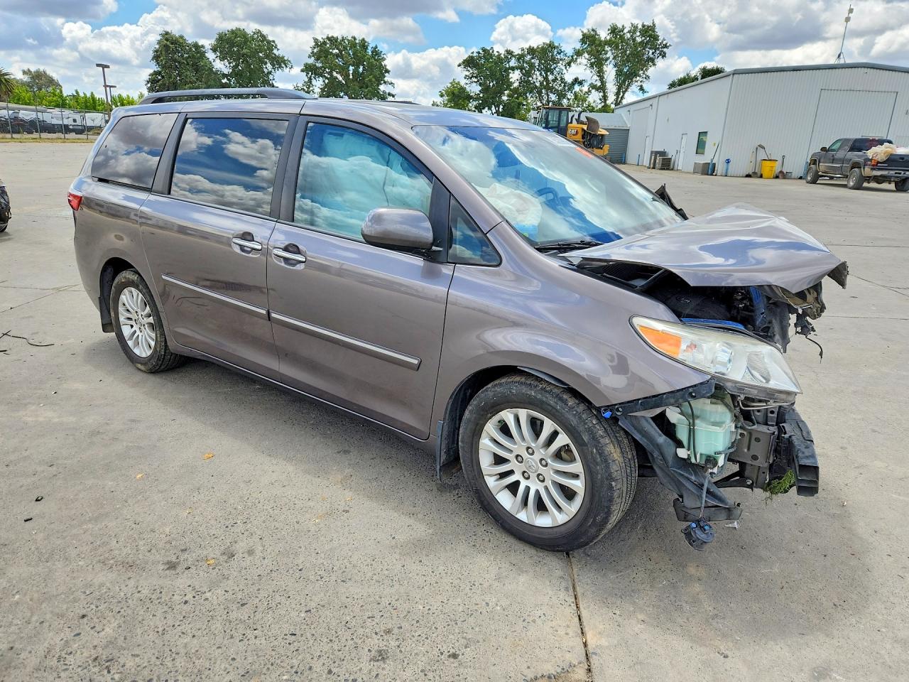 Toyota Sienna Xle 8-passenger