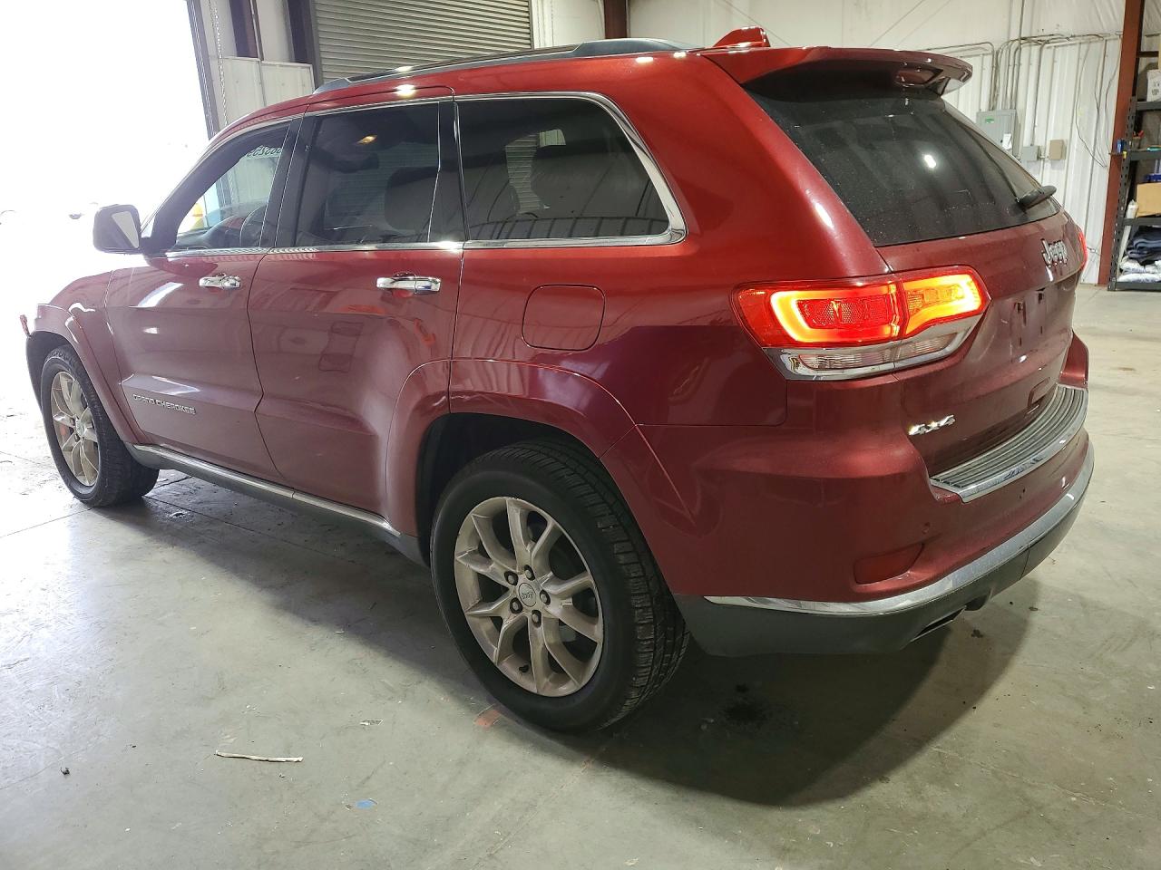 Jeep Cherokee Summit