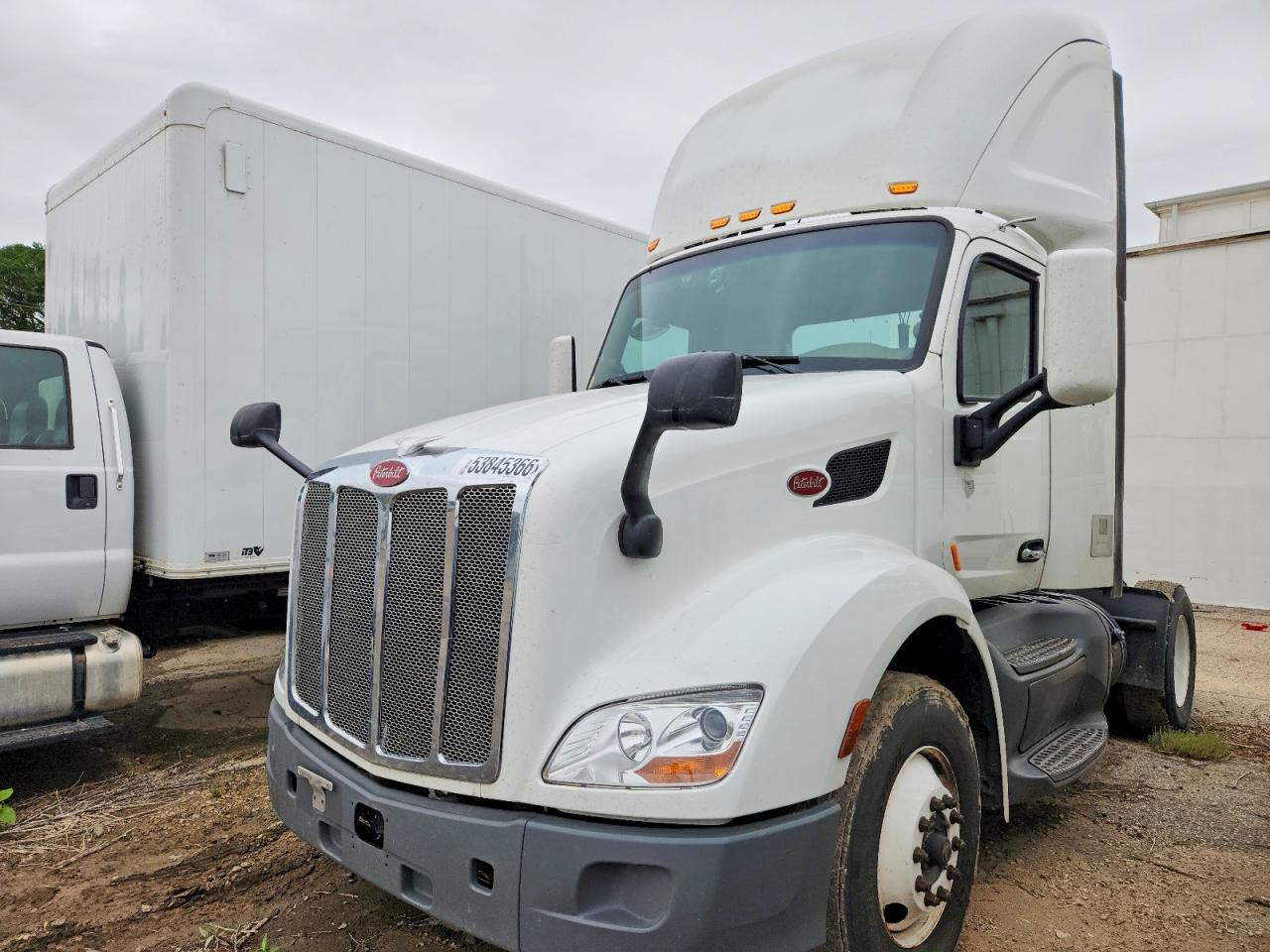 Peterbilt 579