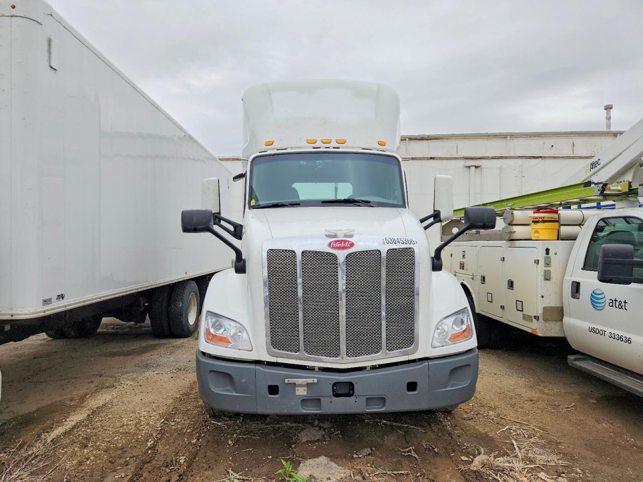 Peterbilt 579