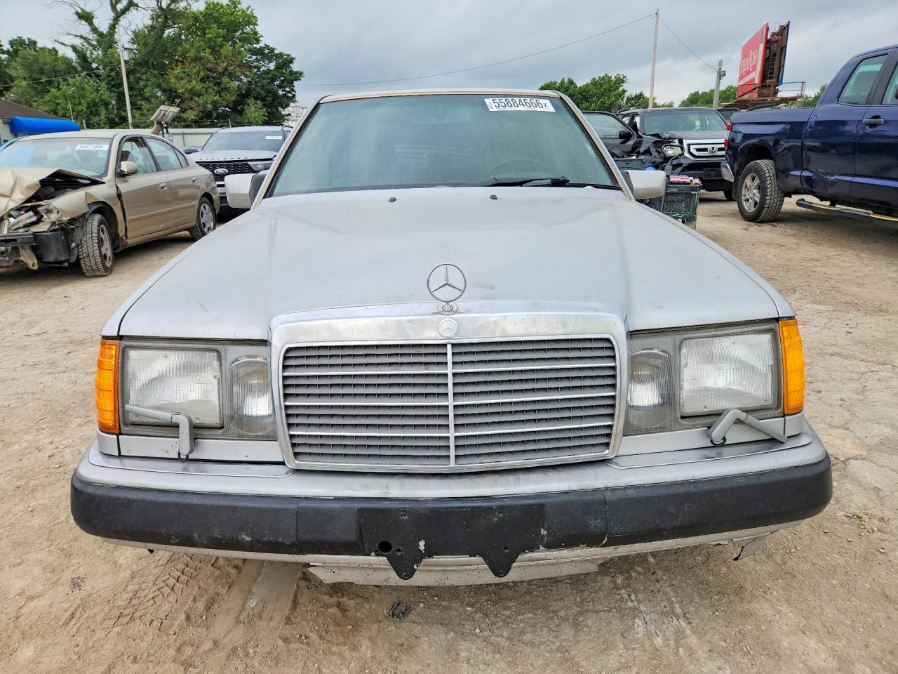Mercedes-Benz 300-Class E
