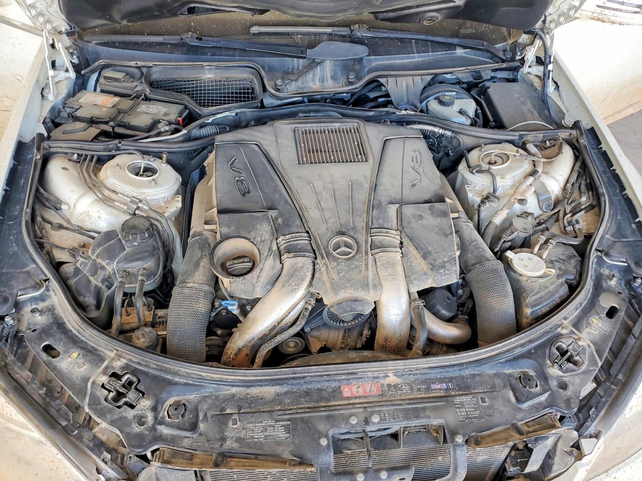 Mercedes-Benz S-Class 550