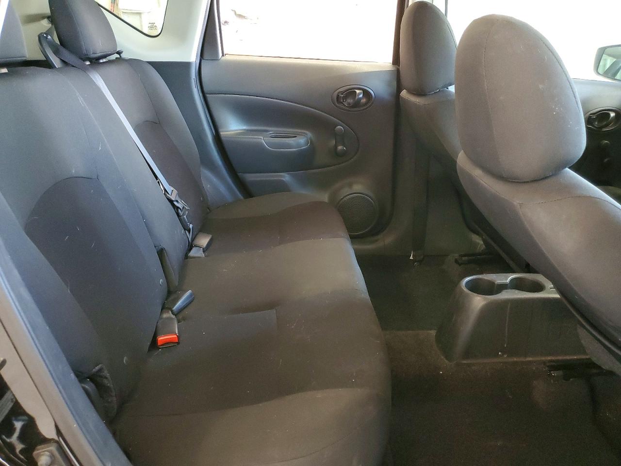 Nissan Versa S Plus