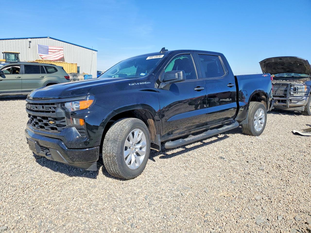Salvage Chevrolet Silverado Image