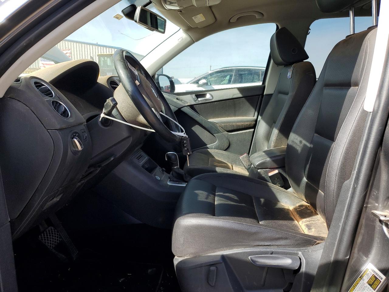 Volkswagen Tiguan S