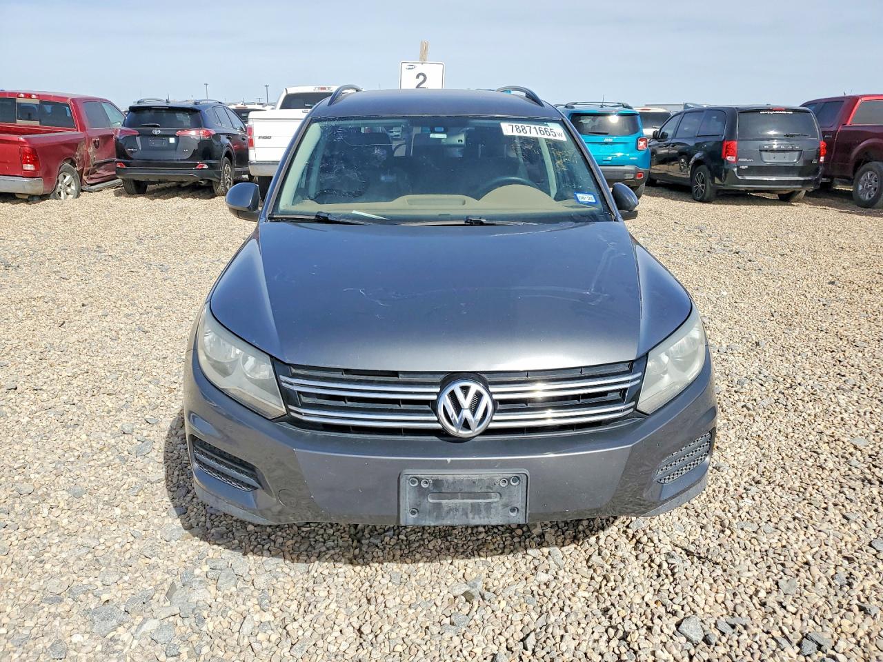 Volkswagen Tiguan S
