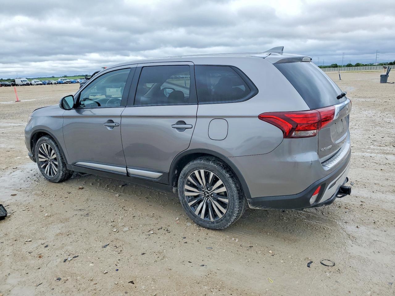 Mitsubishi Outlander Se