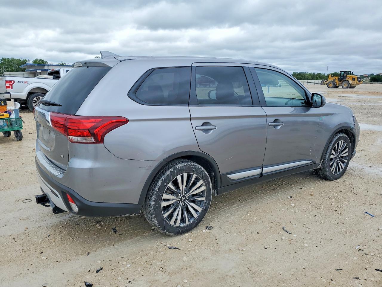 Mitsubishi Outlander Se