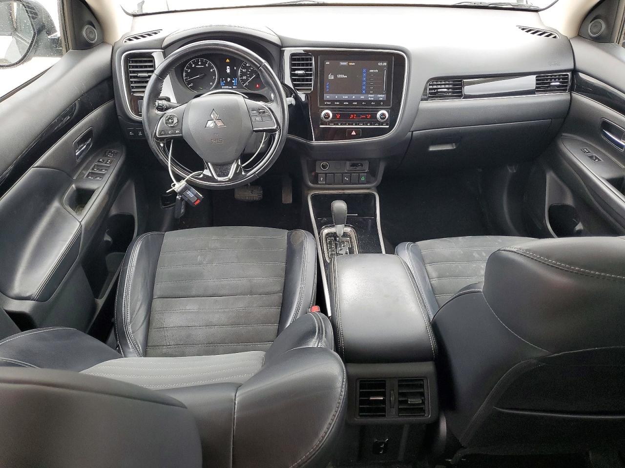 Mitsubishi Outlander Se