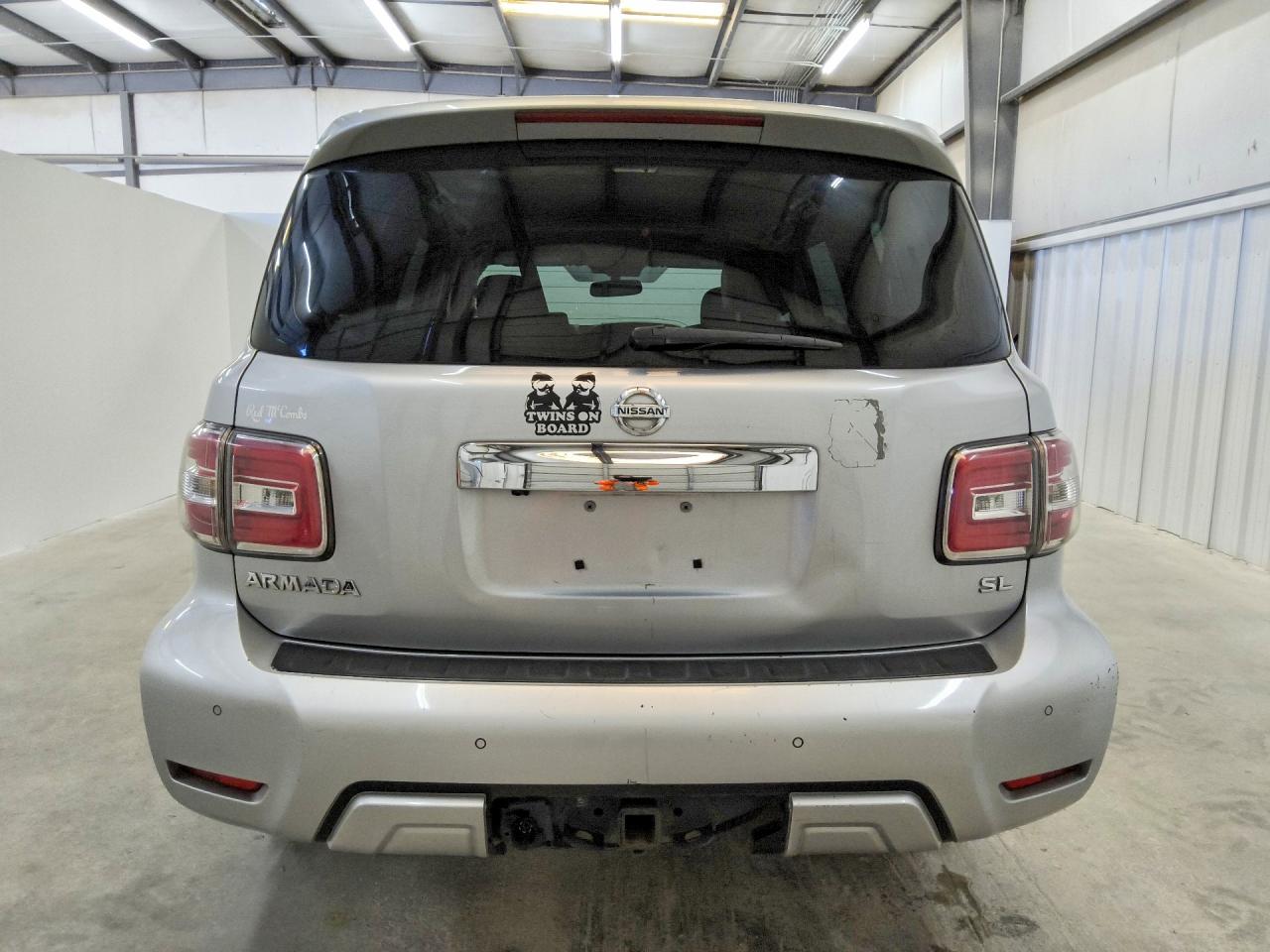 Nissan Armada Sl
