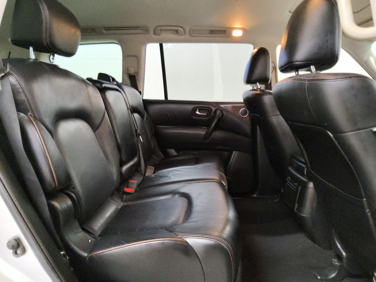 Nissan Armada Sl