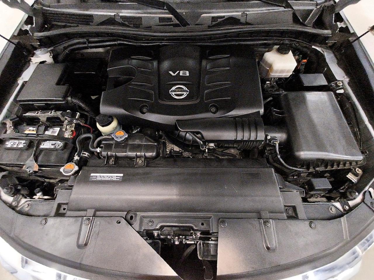 Nissan Armada Sl