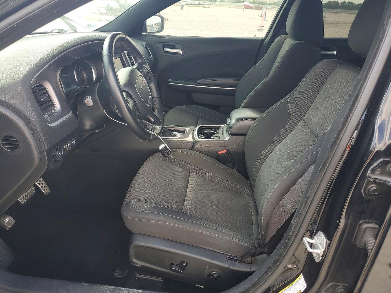 Dodge Charger Sxt