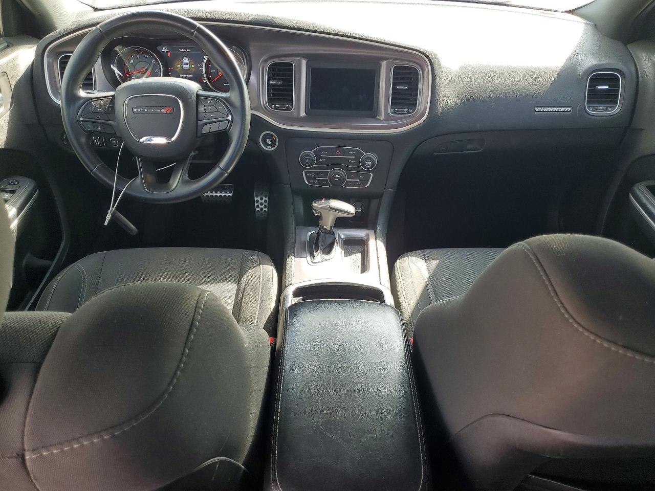 Dodge Charger Sxt