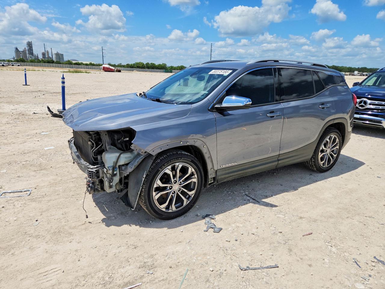 Salvage GMC Terrain Image