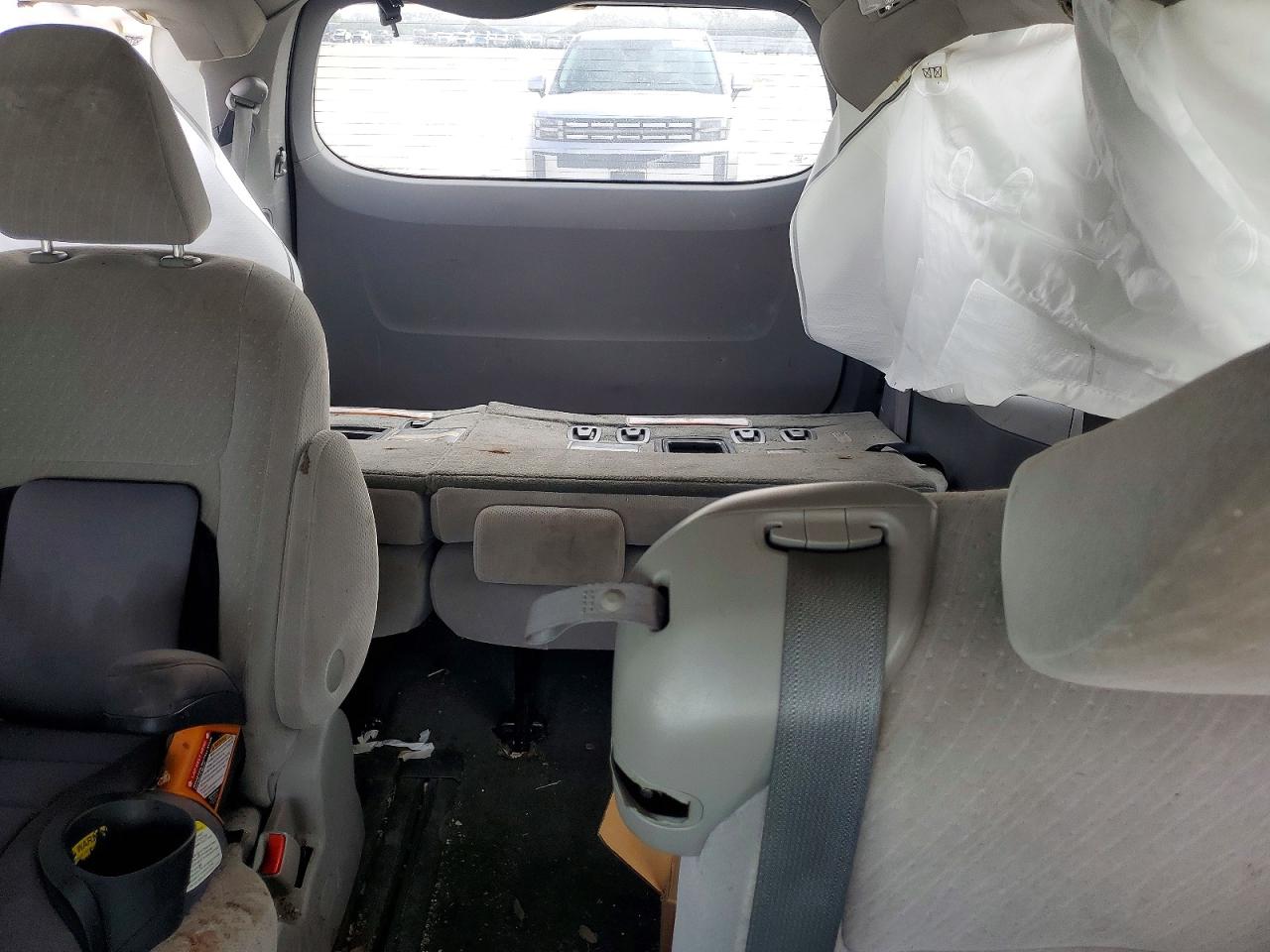 Toyota Sienna Le
