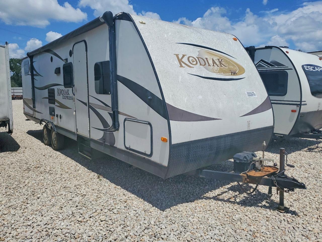 Salvage Kodiak Travel Tra Image
