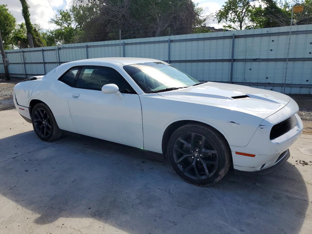 Dodge Challenger Sxt
