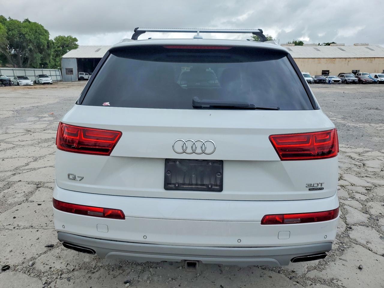 Audi Q7 Premium Plus