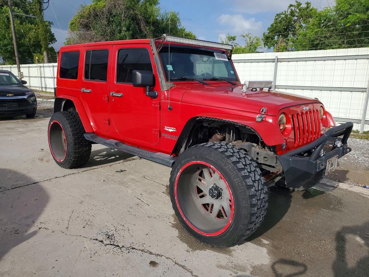Jeep Wrangler Sahara
