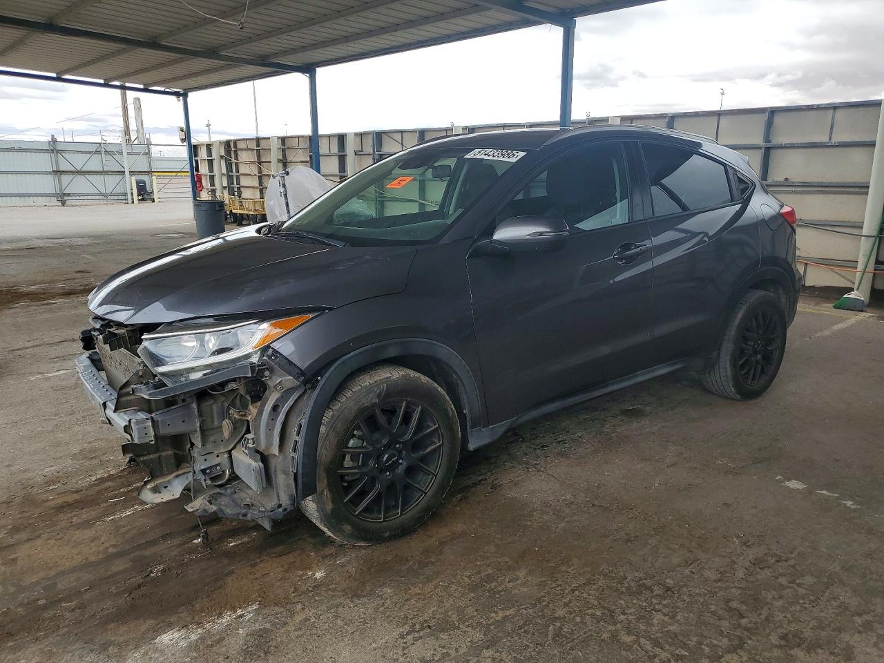 Salvage Honda HR-V Image