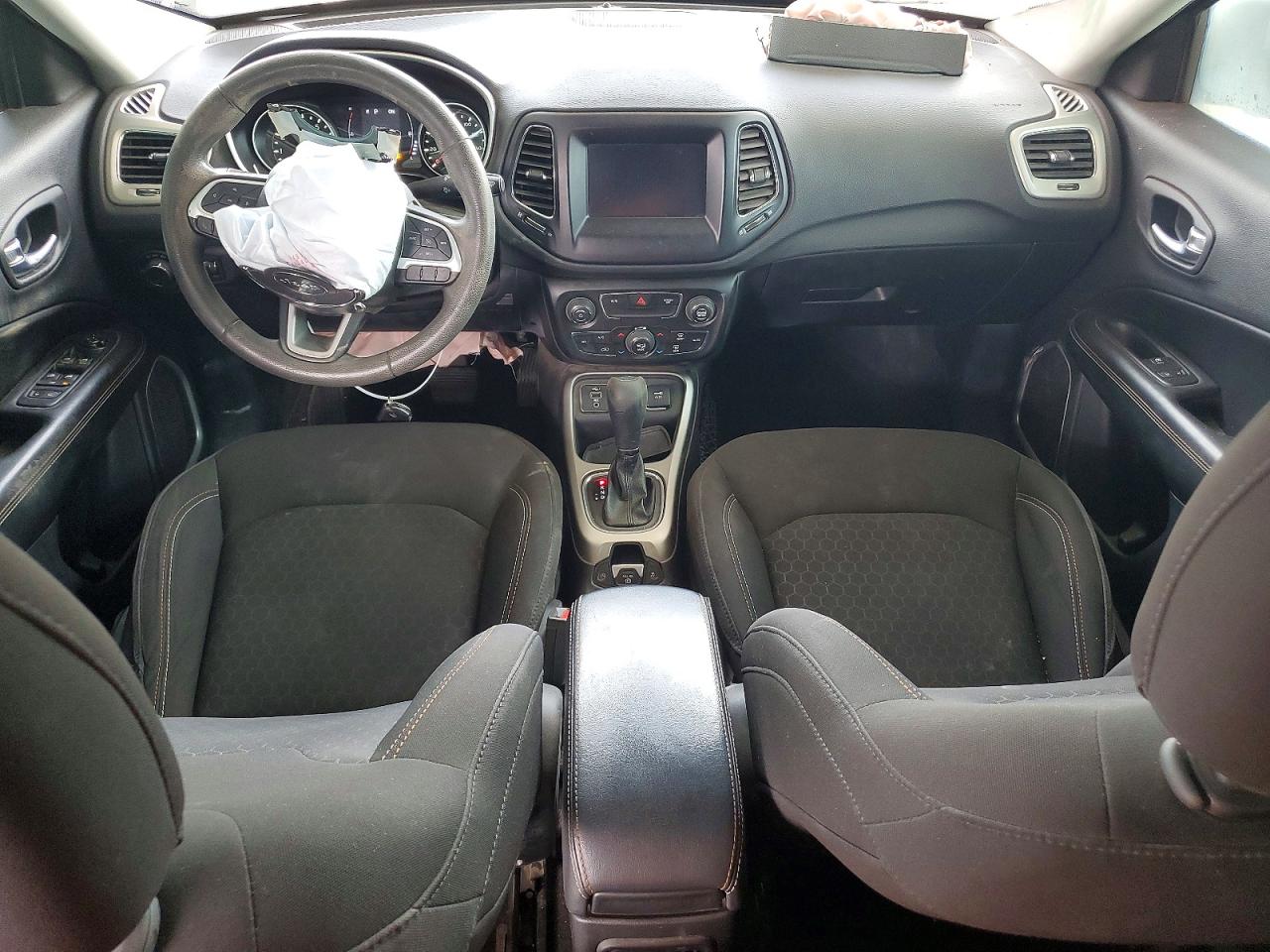 Jeep Compass Sport