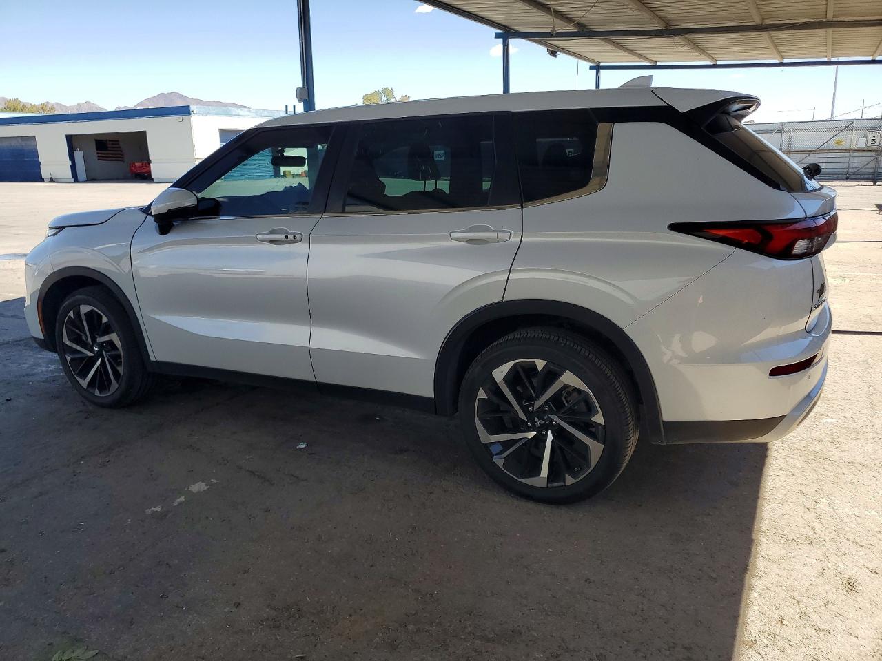 Mitsubishi Outlander Se